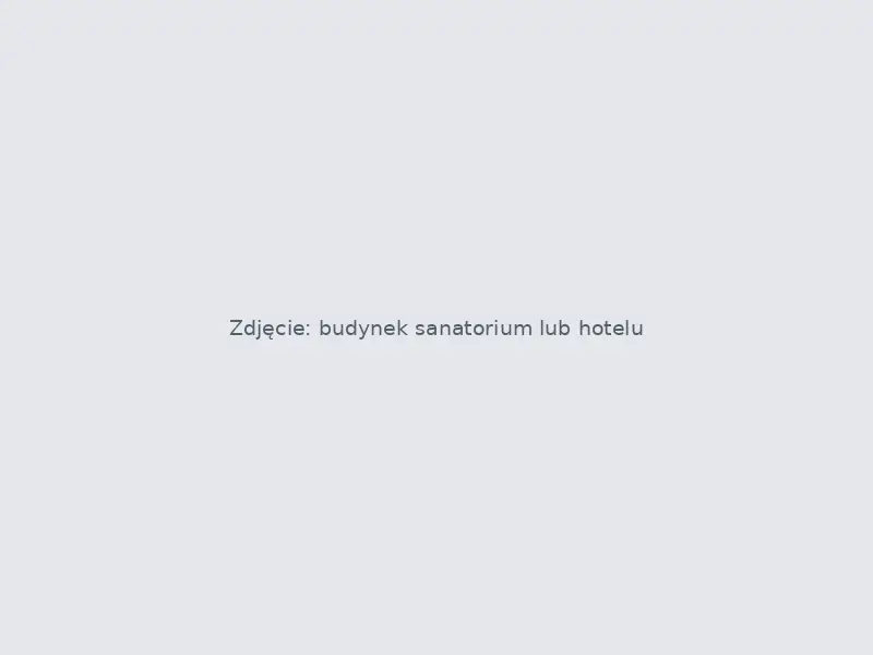 Budynek sanatorium w Kotlinie Kłodzkiej